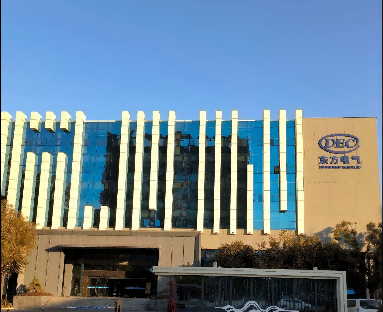 东方电气-新型太阳能光伏电池及系统研发实验室抗爆泄爆墙项目